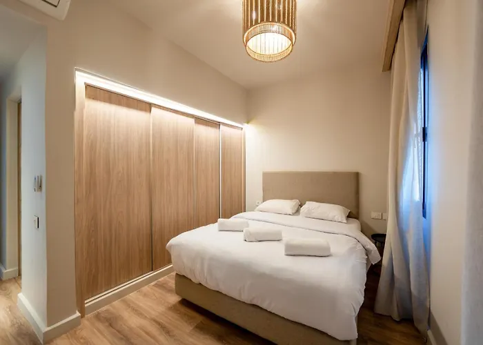 Apartment Elegant Fanadir Marina 2br • Ground Floor *