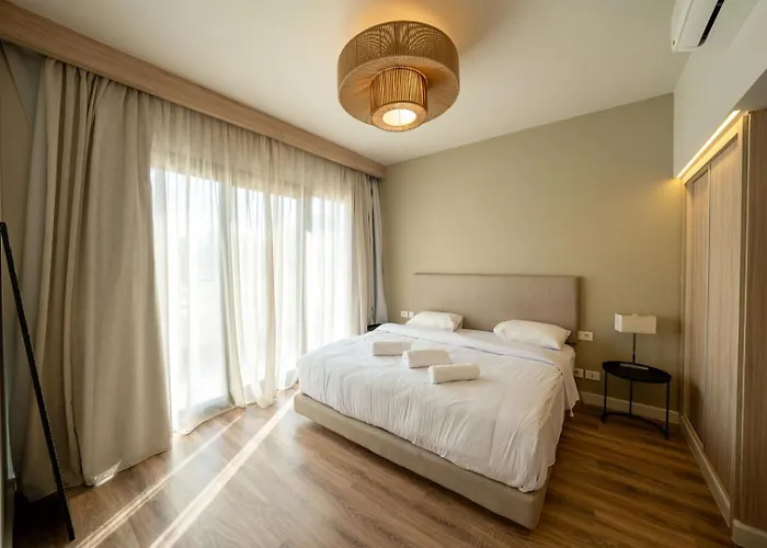 Elegant Fanadir Marina 2br • Ground Floor *