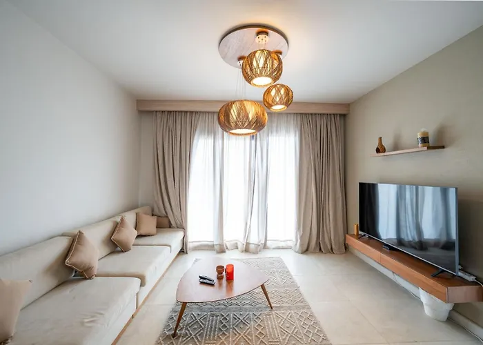 Elegant Fanadir Marina 2br • Ground Floor