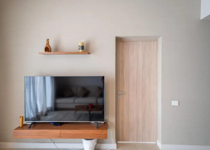 Elegant Fanadir Marina 2br • Ground Floor